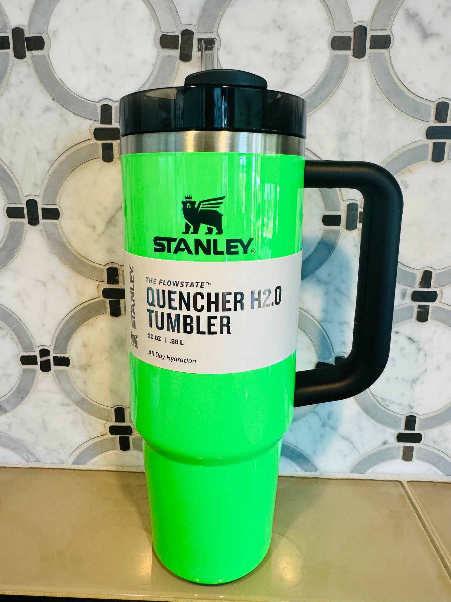 Stanley The FLOWSTATE Quencher Tumbler 30 OZ Color: Neon Green