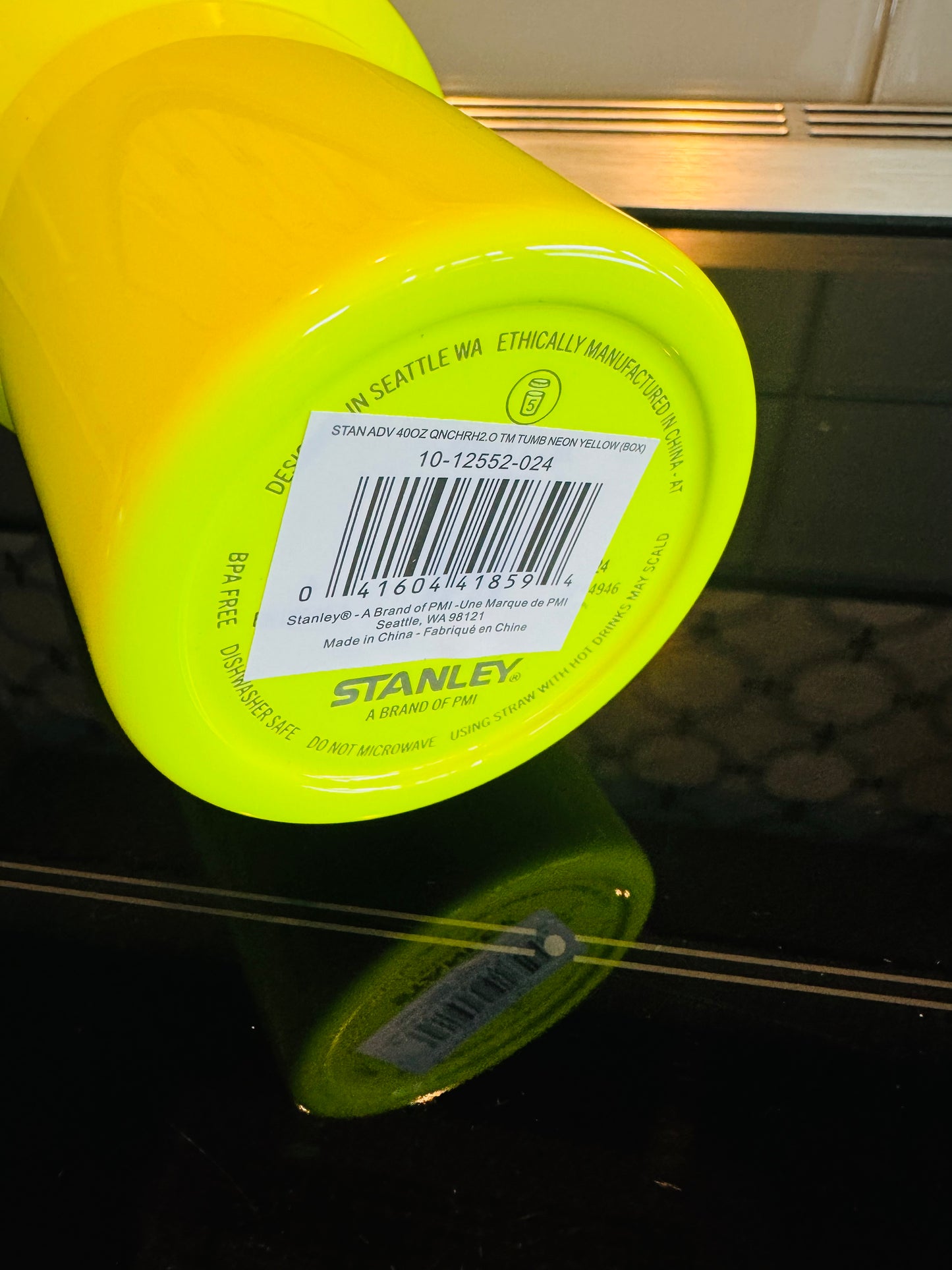 Stanley The FLOWSTATE Quencher Tumbler 40 OZ Color: Neon Yellow